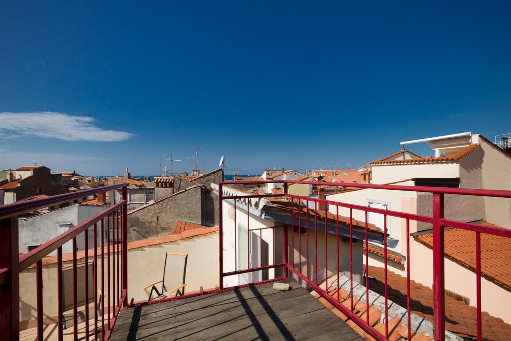 Apartment Vintage By Locap Group Piran Exteriör bild